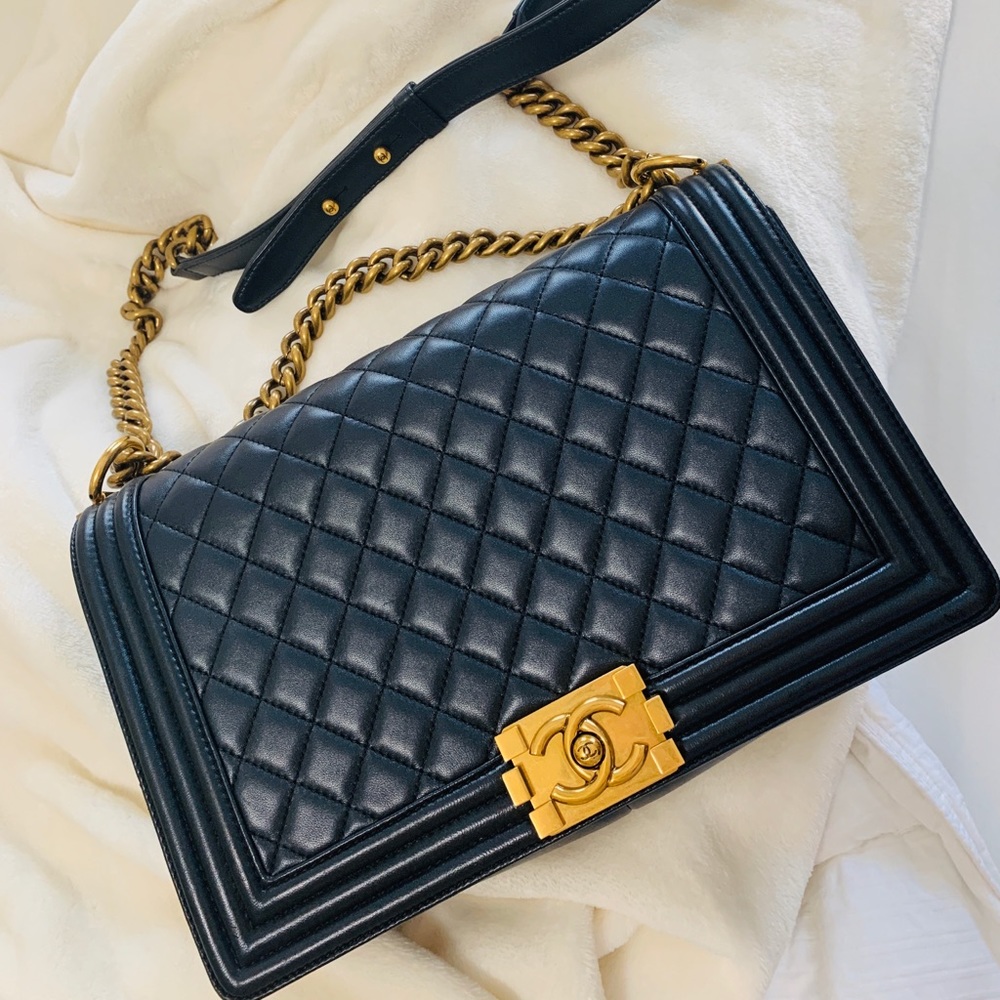 Chanel Lambskin Quilted New Medium Boy Flap Black